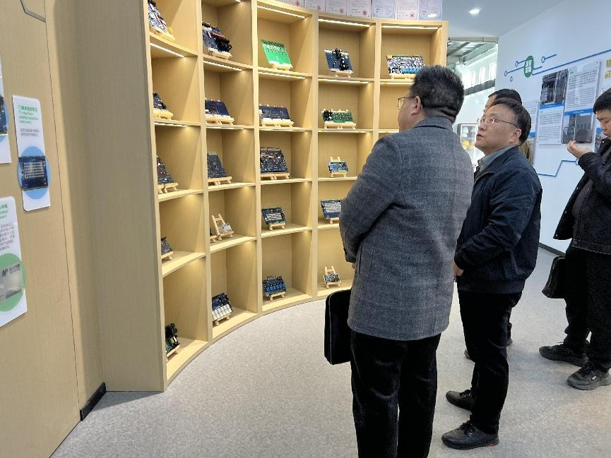 熱烈歡迎長沙市制造業(yè)發(fā)展促進(jìn)中心和雨花經(jīng)開開發(fā)公司客人來訪紐帕科技！